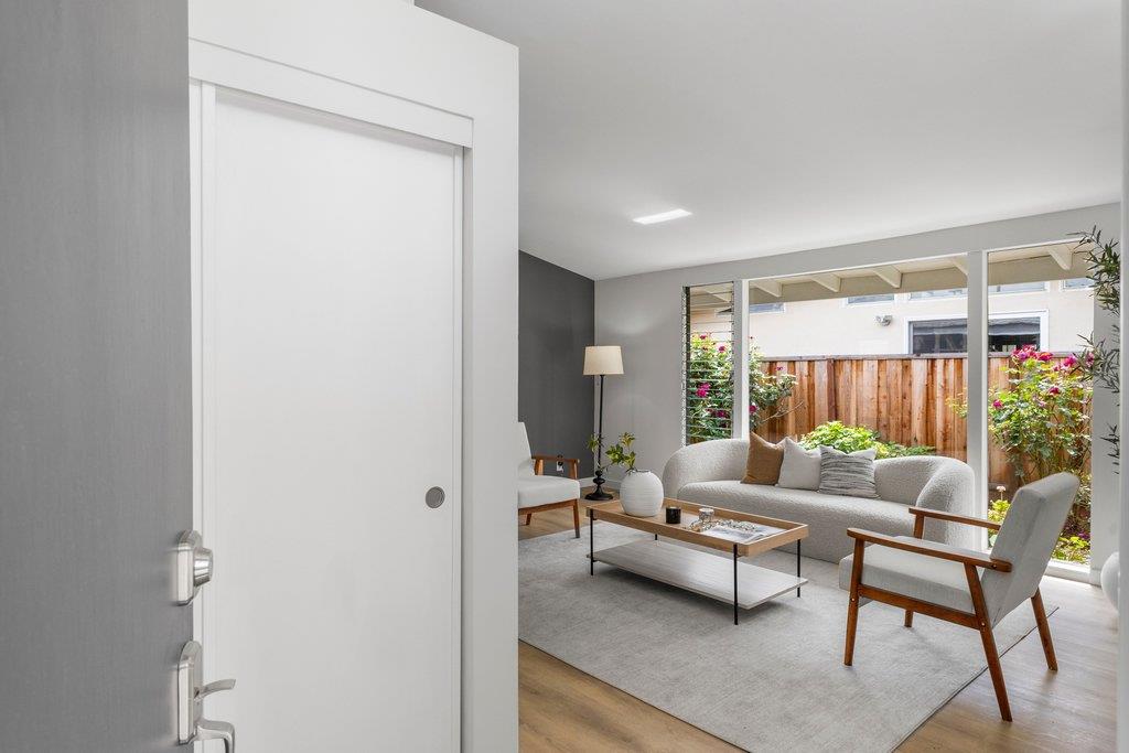 Detail Gallery Image 12 of 77 For 385 Cronin Dr, Santa Clara,  CA 95051 - 3 Beds | 2 Baths