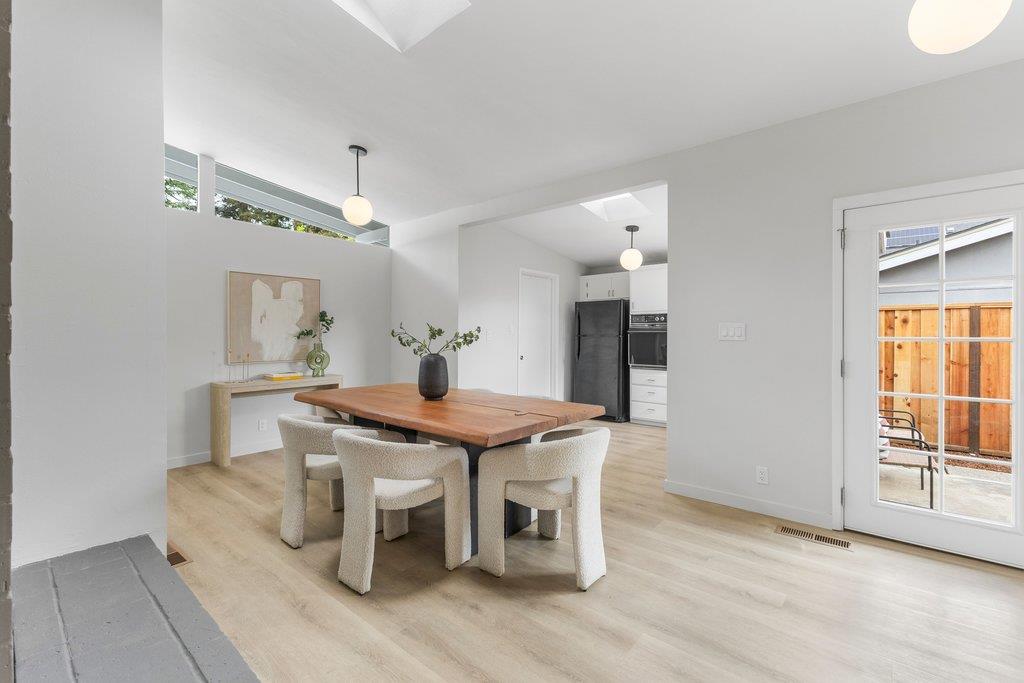 385 Cronin Drive, Santa Clara, CA, 95051