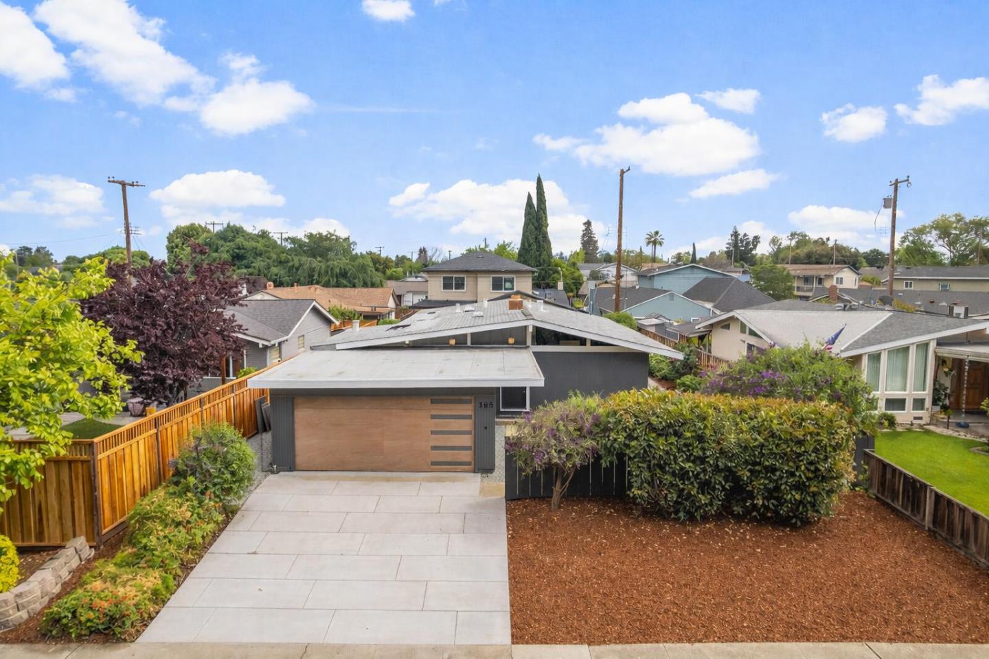 Detail Gallery Image 3 of 77 For 385 Cronin Dr, Santa Clara,  CA 95051 - 3 Beds | 2 Baths