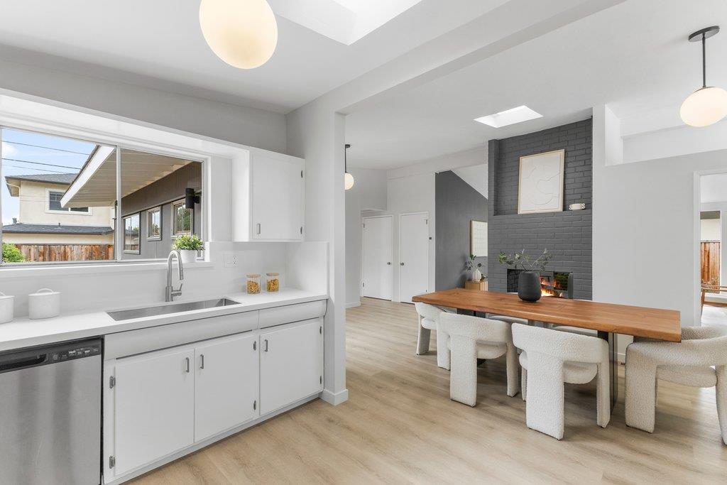 Detail Gallery Image 35 of 77 For 385 Cronin Dr, Santa Clara,  CA 95051 - 3 Beds | 2 Baths