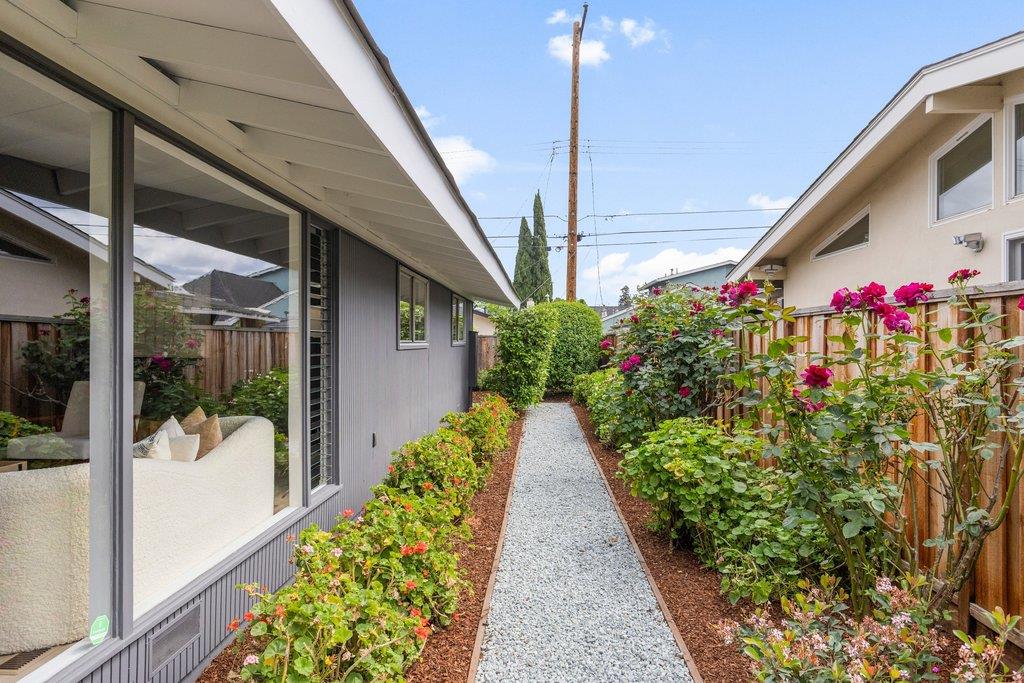 Detail Gallery Image 60 of 77 For 385 Cronin Dr, Santa Clara,  CA 95051 - 3 Beds | 2 Baths