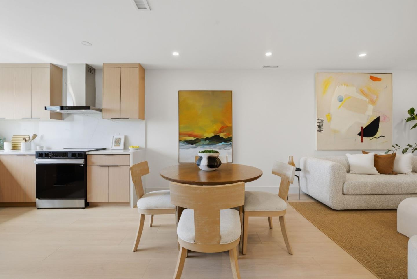 Detail Gallery Image 14 of 63 For 2107 39th Ave, San Francisco,  CA 94116 - 3 Beds | 3 Baths