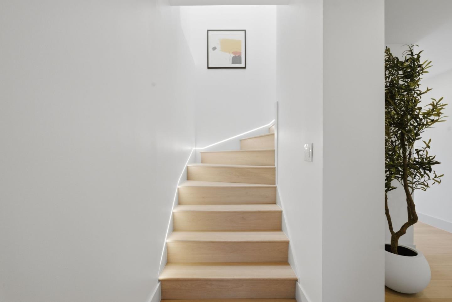 Detail Gallery Image 24 of 63 For 2107 39th Ave, San Francisco,  CA 94116 - 3 Beds | 3 Baths