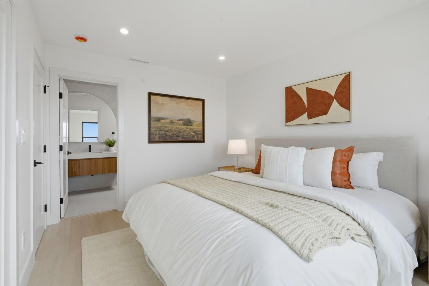 Detail Gallery Image 26 of 63 For 2107 39th Ave, San Francisco,  CA 94116 - 3 Beds | 3 Baths