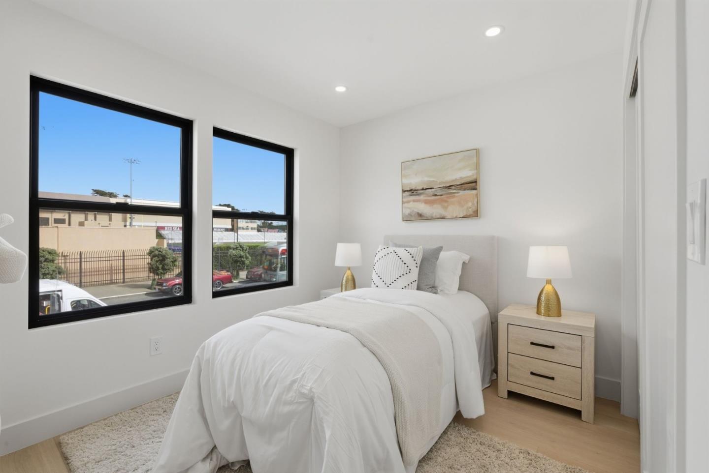 Detail Gallery Image 27 of 63 For 2107 39th Ave, San Francisco,  CA 94116 - 3 Beds | 3 Baths