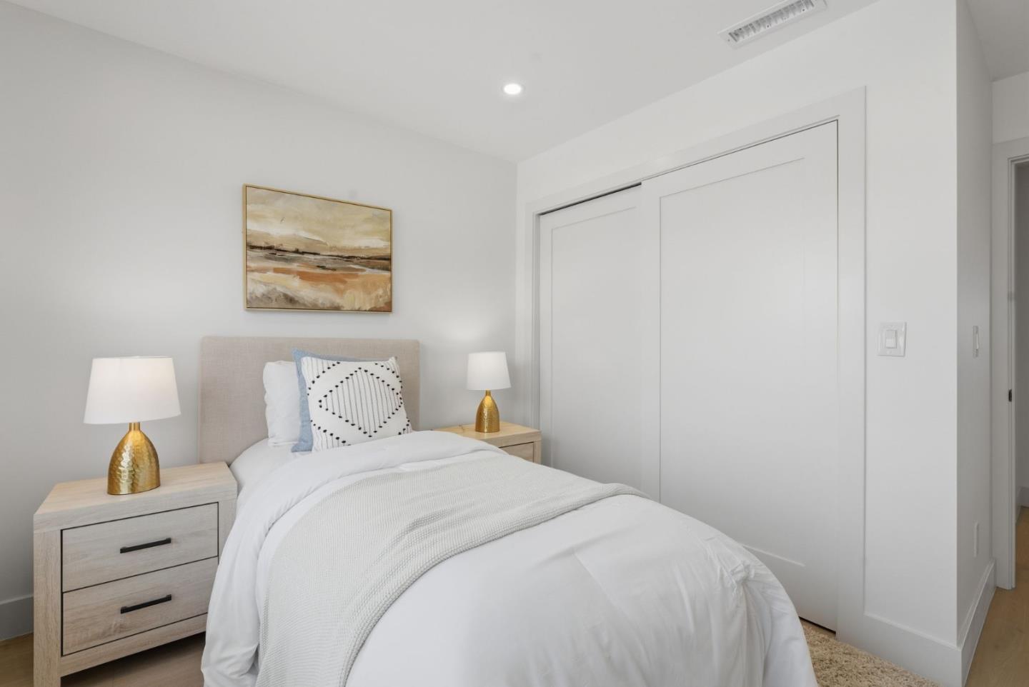 Detail Gallery Image 28 of 63 For 2107 39th Ave, San Francisco,  CA 94116 - 3 Beds | 3 Baths