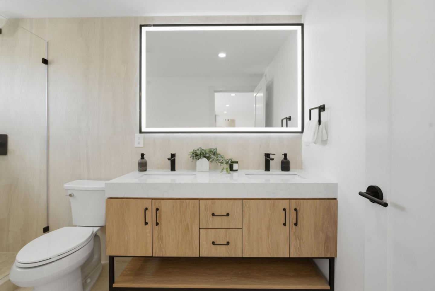 Detail Gallery Image 29 of 63 For 2107 39th Ave, San Francisco,  CA 94116 - 3 Beds | 3 Baths