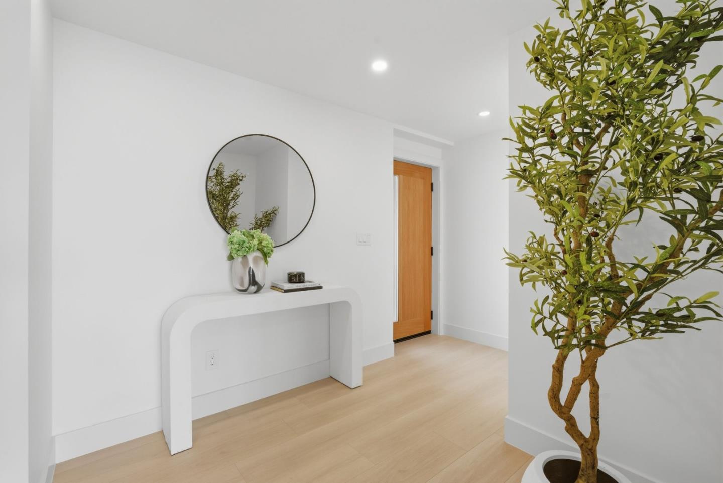 Detail Gallery Image 4 of 63 For 2107 39th Ave, San Francisco,  CA 94116 - 3 Beds | 3 Baths