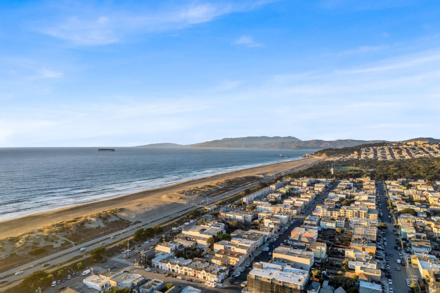 Detail Gallery Image 49 of 63 For 2107 39th Ave, San Francisco,  CA 94116 - 3 Beds | 3 Baths