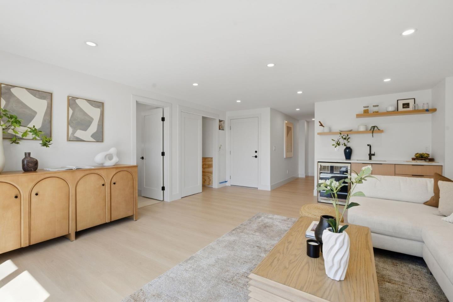 Detail Gallery Image 7 of 63 For 2107 39th Ave, San Francisco,  CA 94116 - 3 Beds | 3 Baths