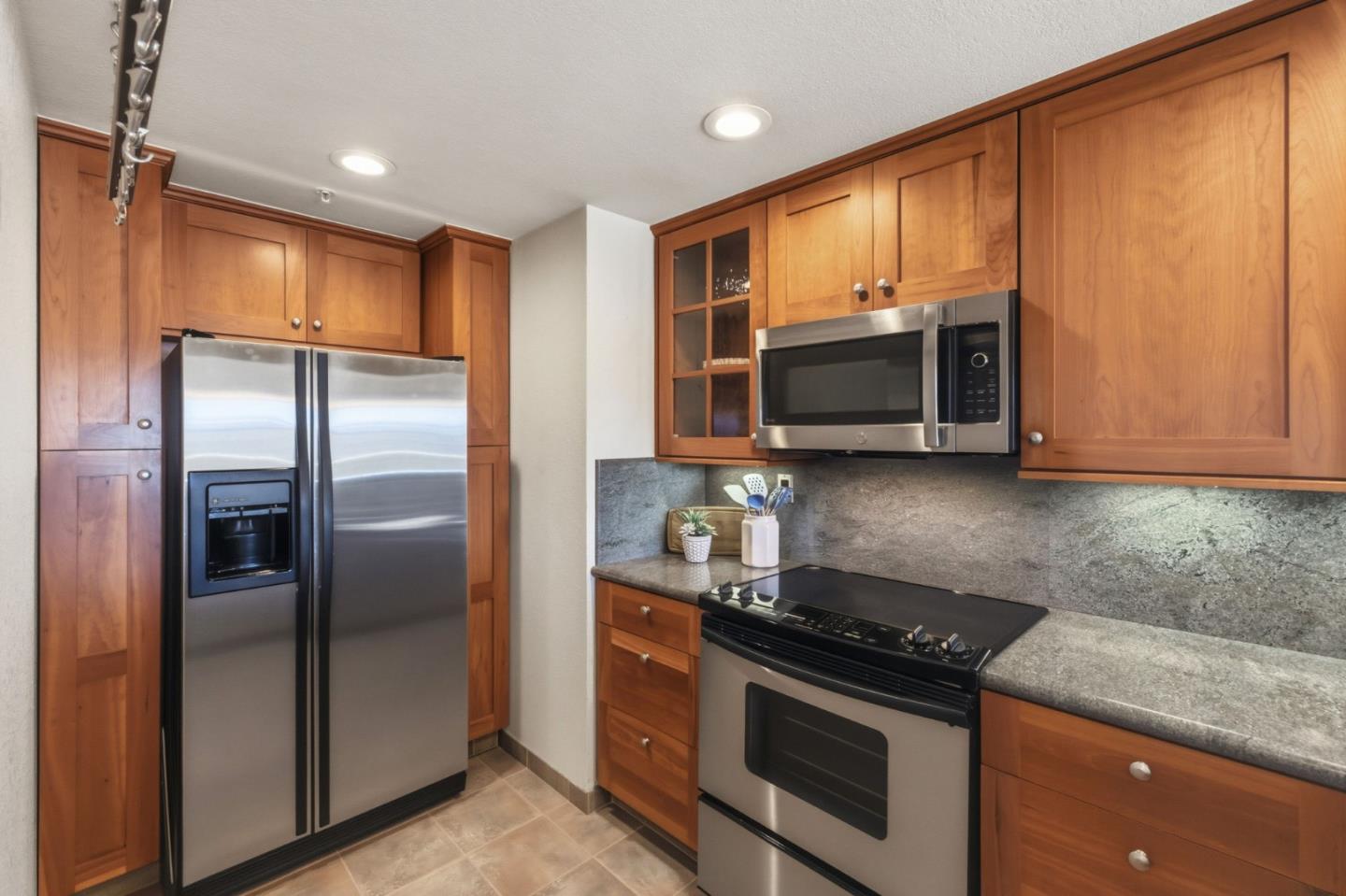 Photo #17: ML82041828 Listing: Photo #17