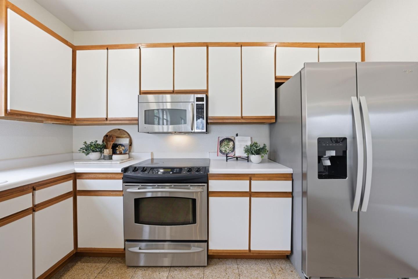 Photo #17: ML82041829 Listing: Photo #17
