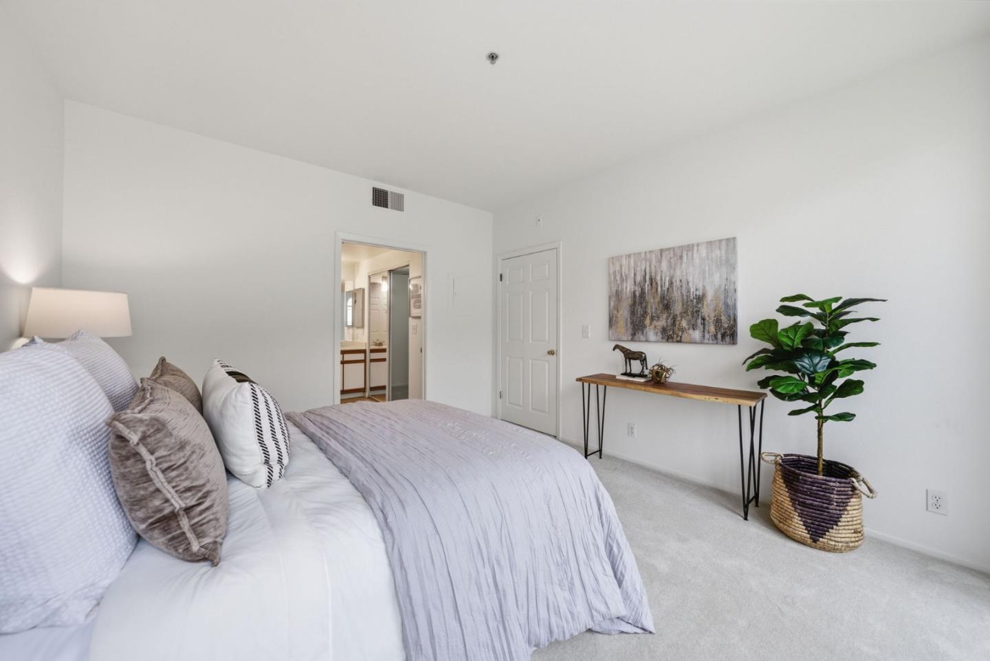 Photo #28: ML82041829 Listing: Photo #28