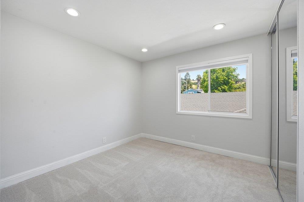 Detail Gallery Image 19 of 29 For 2490 Gitana Ct, Morgan Hill,  CA 95037 - 5 Beds | 2/1 Baths