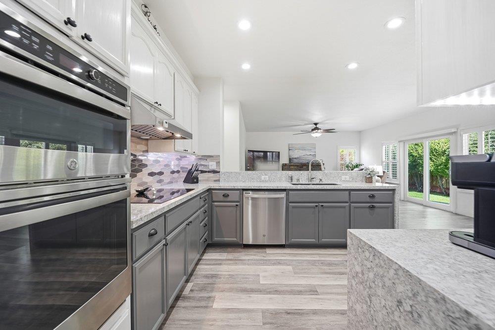 Detail Gallery Image 10 of 41 For 796 Bugatti Pl, Morgan Hill,  CA 95037 - 5 Beds | 3 Baths