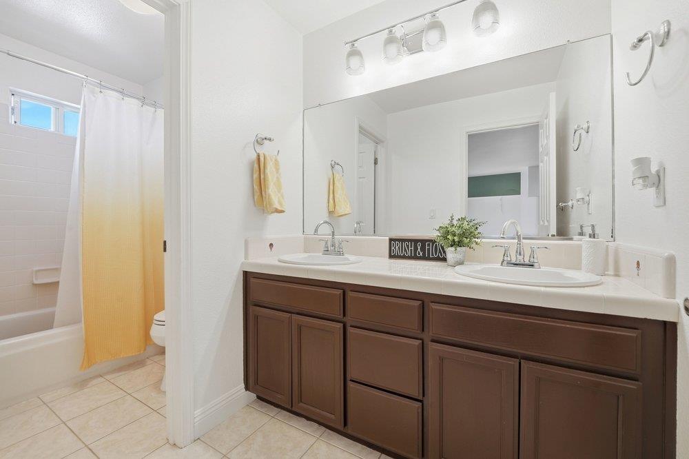 Detail Gallery Image 31 of 41 For 796 Bugatti Pl, Morgan Hill,  CA 95037 - 5 Beds | 3 Baths