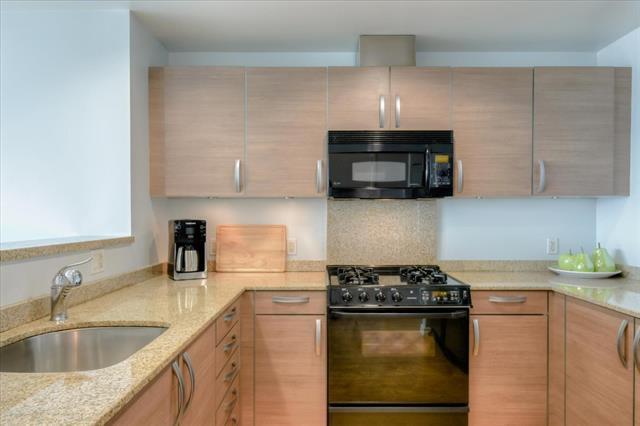 Detail Gallery Image 8 of 21 For 1 Mandalay Pl #805,  South San Francisco,  CA 94080 - 1 Beds | 1 Baths