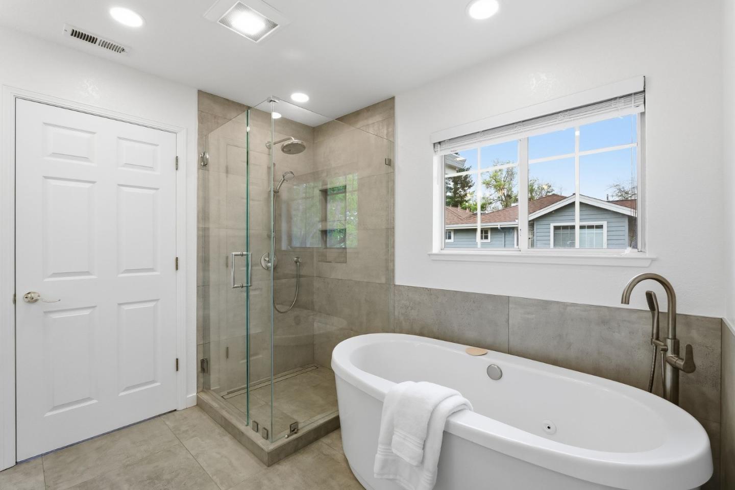 Photo #26: ML82041837 Listing: Photo #26