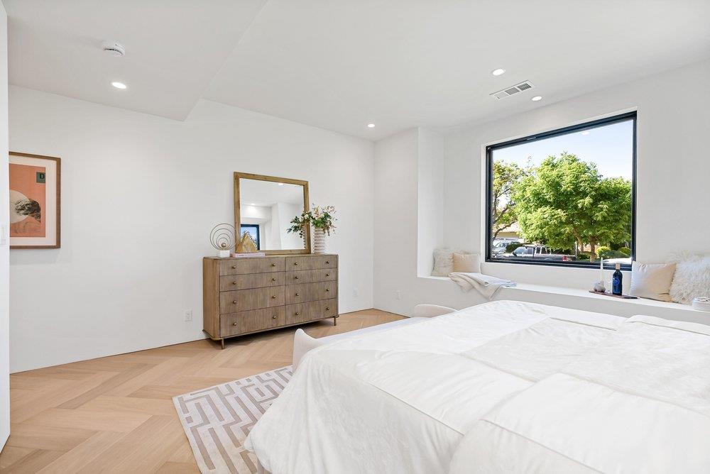 Detail Gallery Image 19 of 32 For 1704 Zinnia Ln, San Jose,  CA 95124 - 4 Beds | 3 Baths