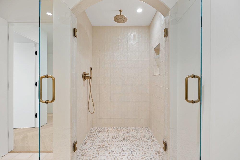 Detail Gallery Image 22 of 32 For 1704 Zinnia Ln, San Jose,  CA 95124 - 4 Beds | 3 Baths