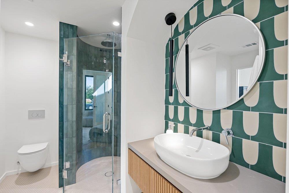 Detail Gallery Image 23 of 32 For 1704 Zinnia Ln, San Jose,  CA 95124 - 4 Beds | 3 Baths