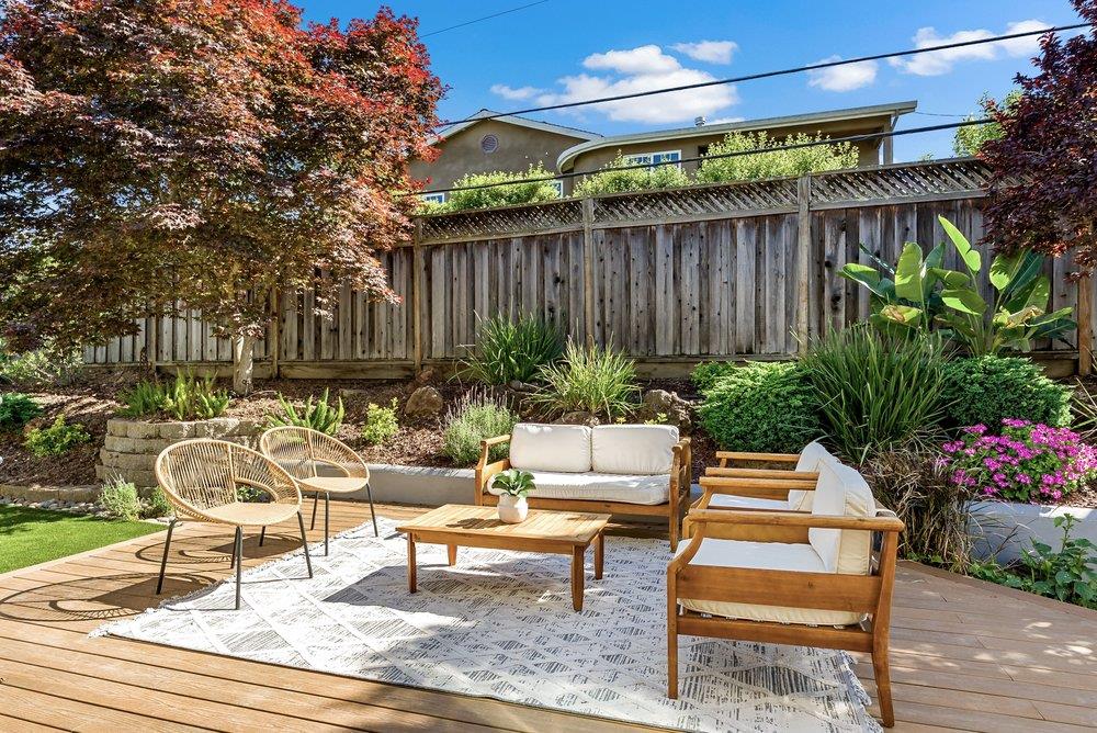 Detail Gallery Image 25 of 32 For 1704 Zinnia Ln, San Jose,  CA 95124 - 4 Beds | 3 Baths