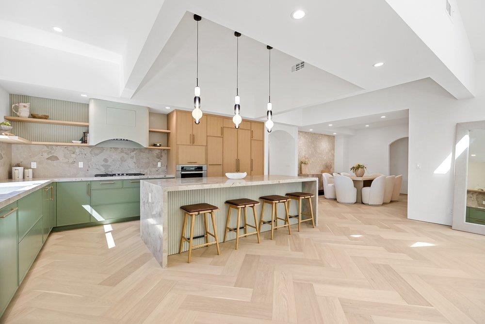 Detail Gallery Image 9 of 32 For 1704 Zinnia Ln, San Jose,  CA 95124 - 4 Beds | 3 Baths