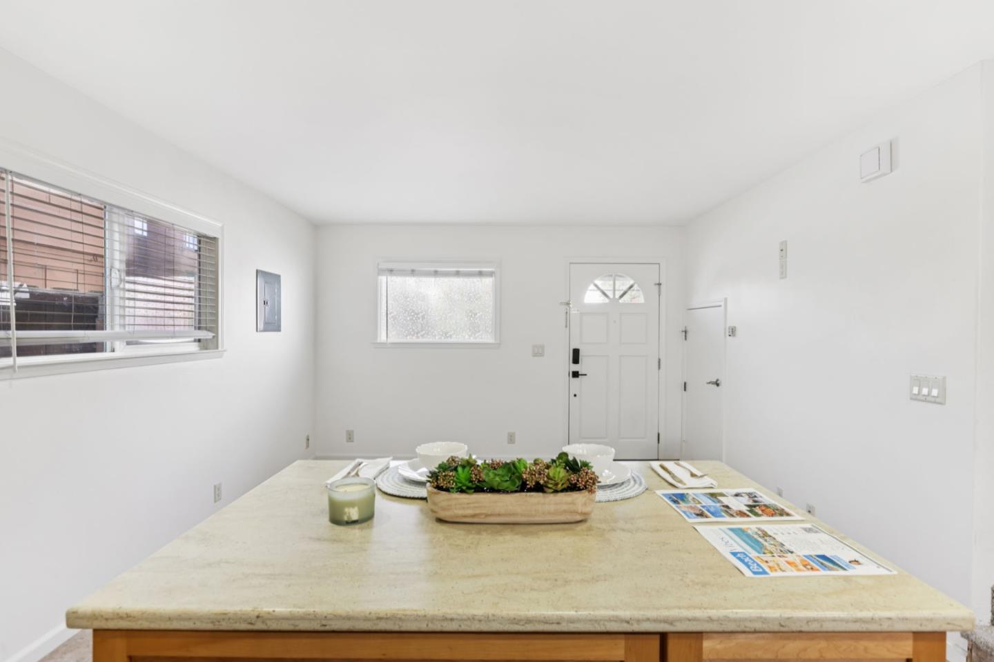 Detail Gallery Image 14 of 35 For 775 Mermaid Ave, Pacific Grove,  CA 93950 - 1 Beds | 1 Baths