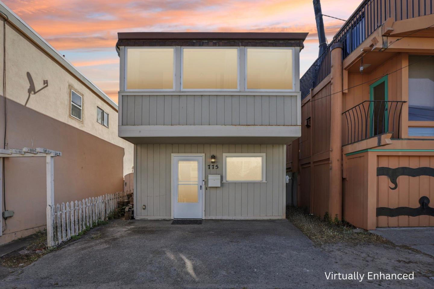 Detail Gallery Image 2 of 35 For 775 Mermaid Ave, Pacific Grove,  CA 93950 - 1 Beds | 1 Baths