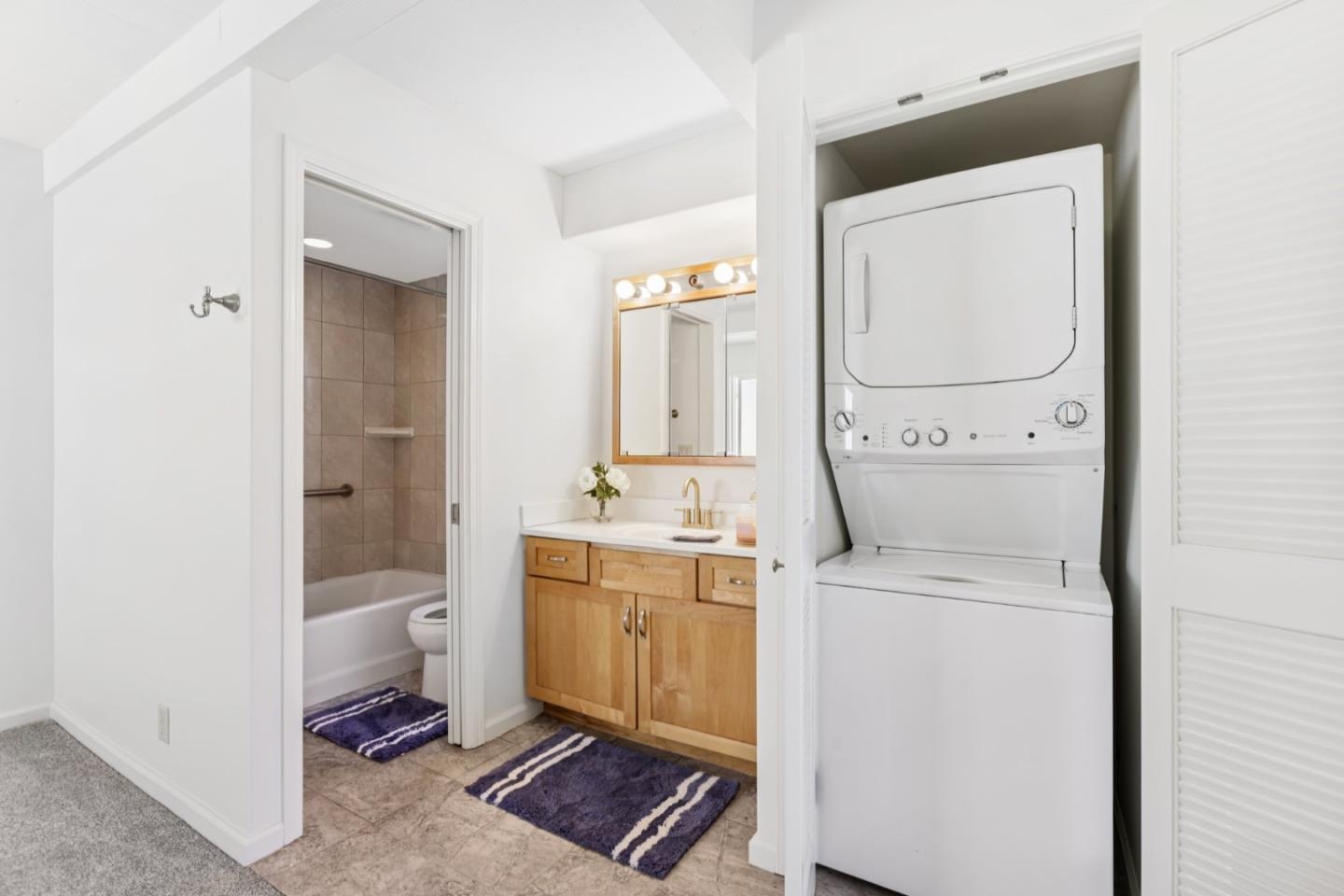 Detail Gallery Image 21 of 35 For 775 Mermaid Ave, Pacific Grove,  CA 93950 - 1 Beds | 1 Baths