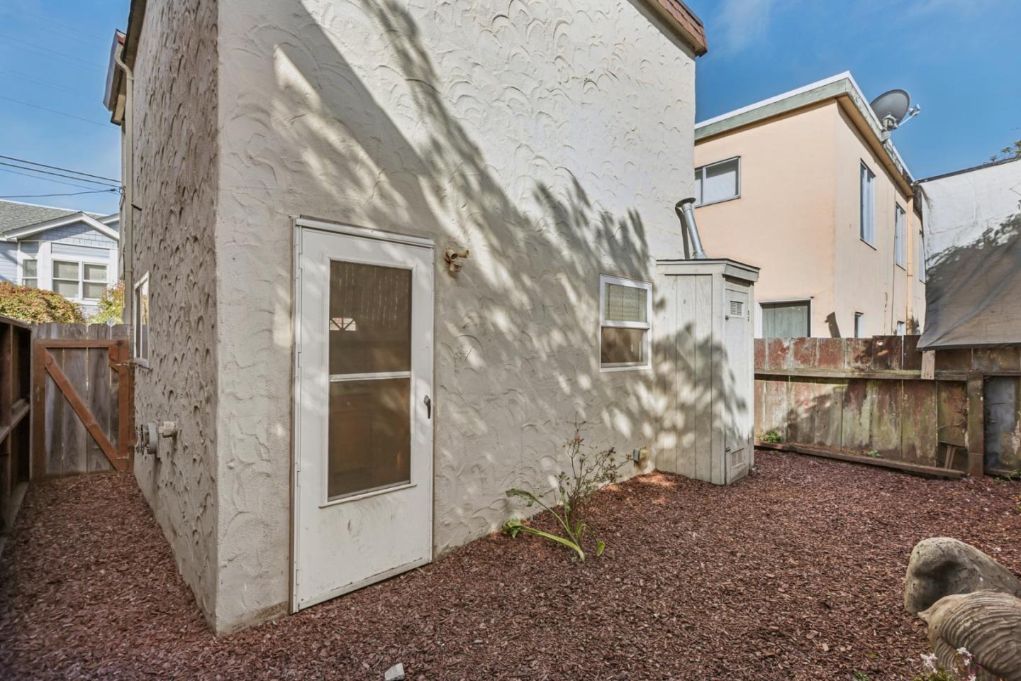 Detail Gallery Image 29 of 35 For 775 Mermaid Ave, Pacific Grove,  CA 93950 - 1 Beds | 1 Baths