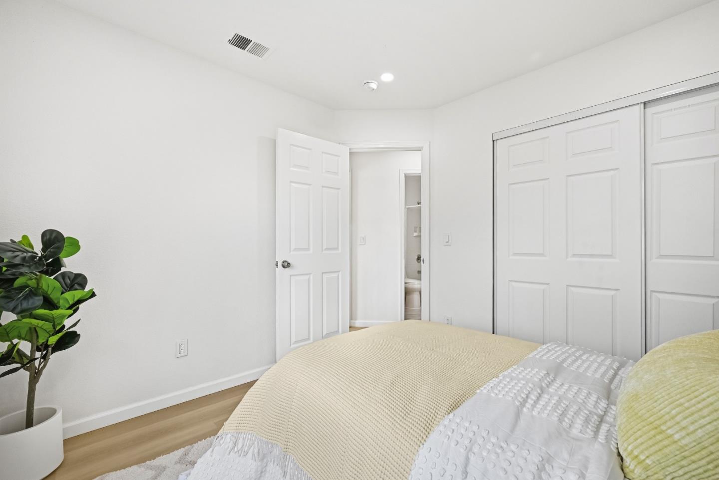 Photo #14: ML82041847 Listing: Photo #14