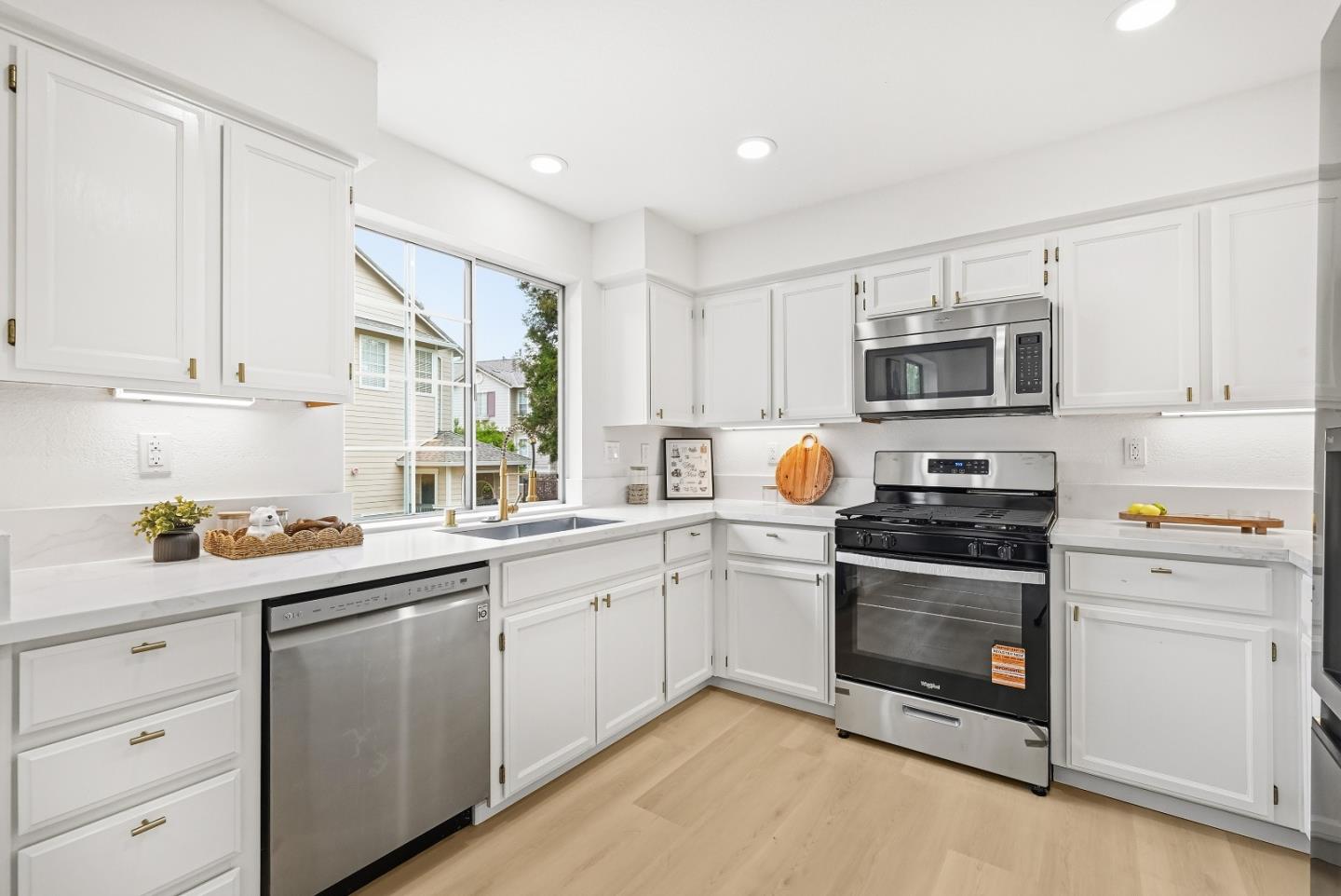 Photo #9: ML82041847 Listing: Photo #9