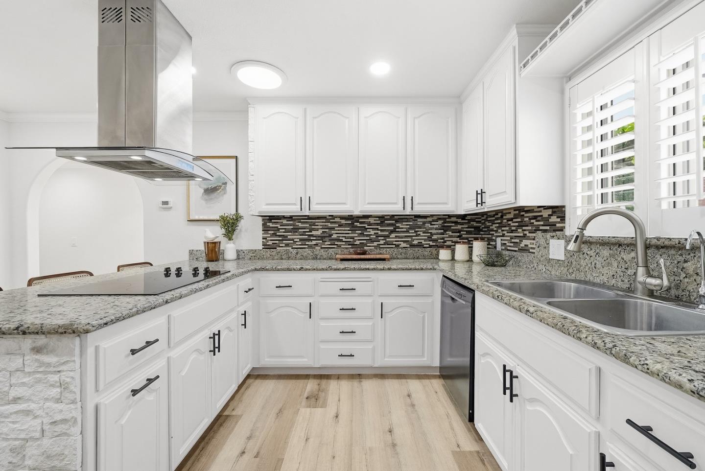 Detail Gallery Image 9 of 33 For 958 Leith Ave, Santa Clara,  CA 95054 - 3 Beds | 2 Baths