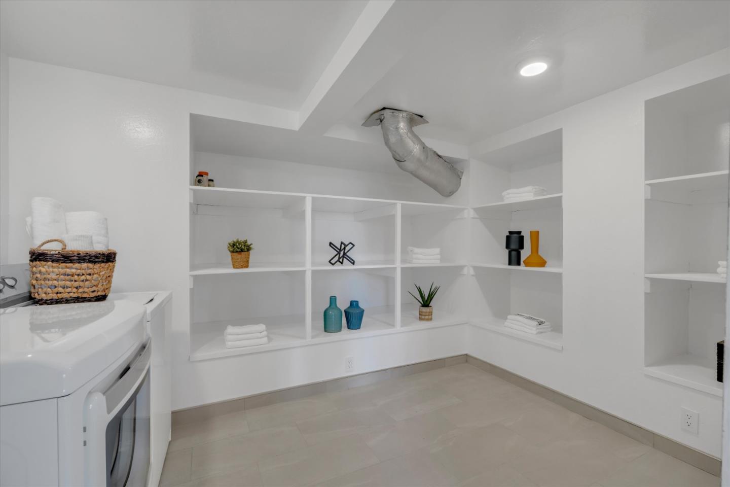 Detail Gallery Image 27 of 44 For 12 Summit Rd, Woodside,  CA 94062 - 4 Beds | 3/1 Baths