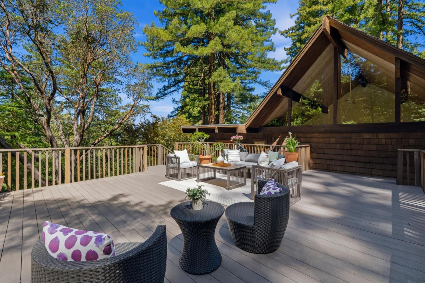 Detail Gallery Image 35 of 44 For 12 Summit Rd, Woodside,  CA 94062 - 4 Beds | 3/1 Baths