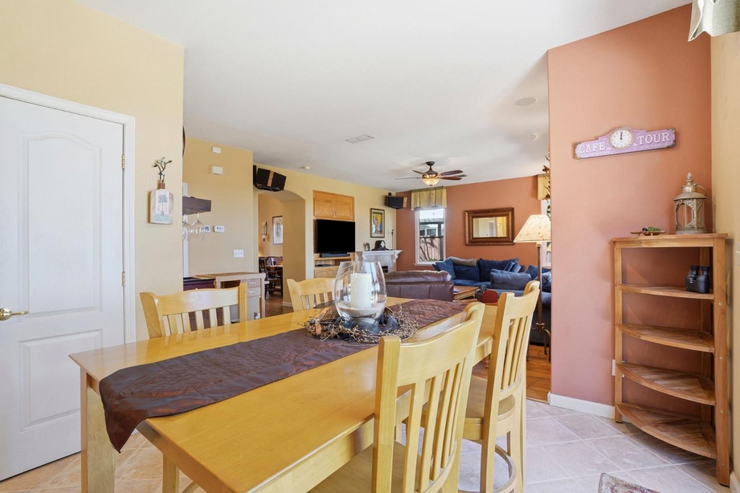 Detail Gallery Image 16 of 63 For 881 Tulare Dr, Tracy,  CA 95304 - 4 Beds | 2/1 Baths