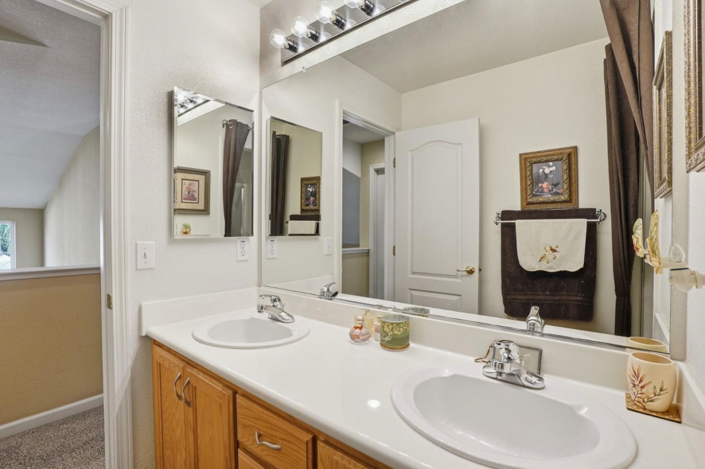 Detail Gallery Image 35 of 63 For 881 Tulare Dr, Tracy,  CA 95304 - 4 Beds | 2/1 Baths