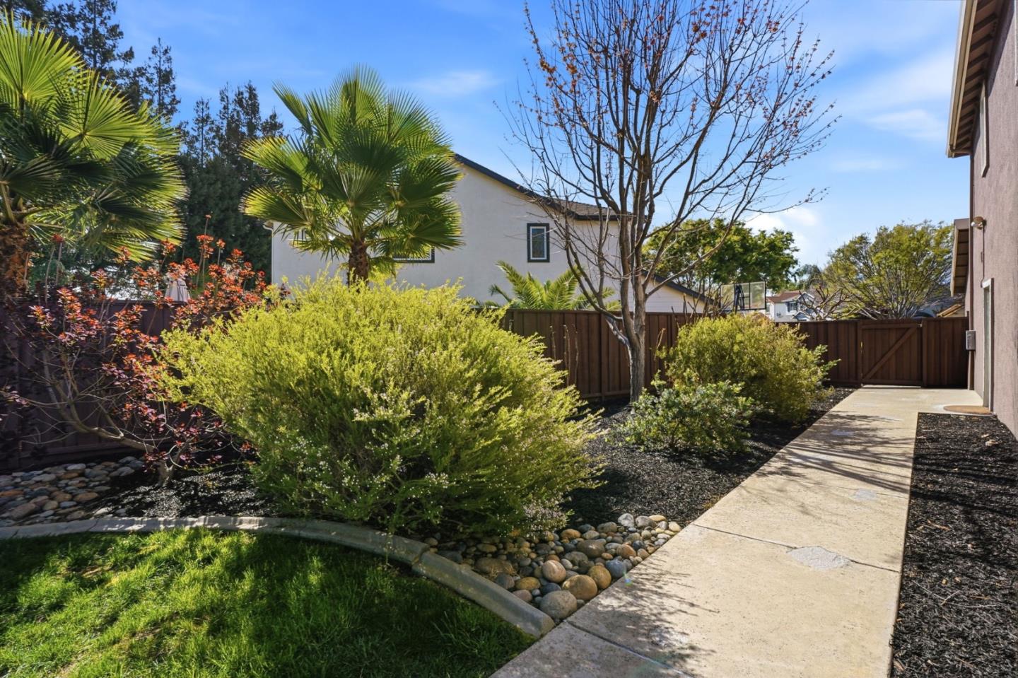 881 Tulare Drive, Tracy, CA, 95304