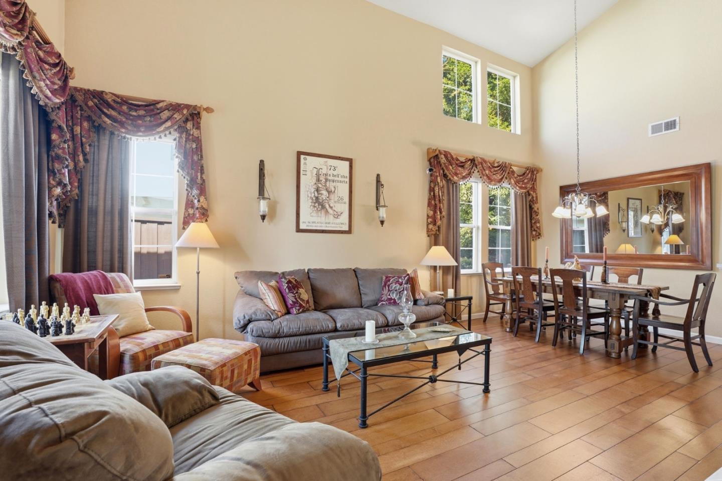 Detail Gallery Image 5 of 63 For 881 Tulare Dr, Tracy,  CA 95304 - 4 Beds | 2/1 Baths