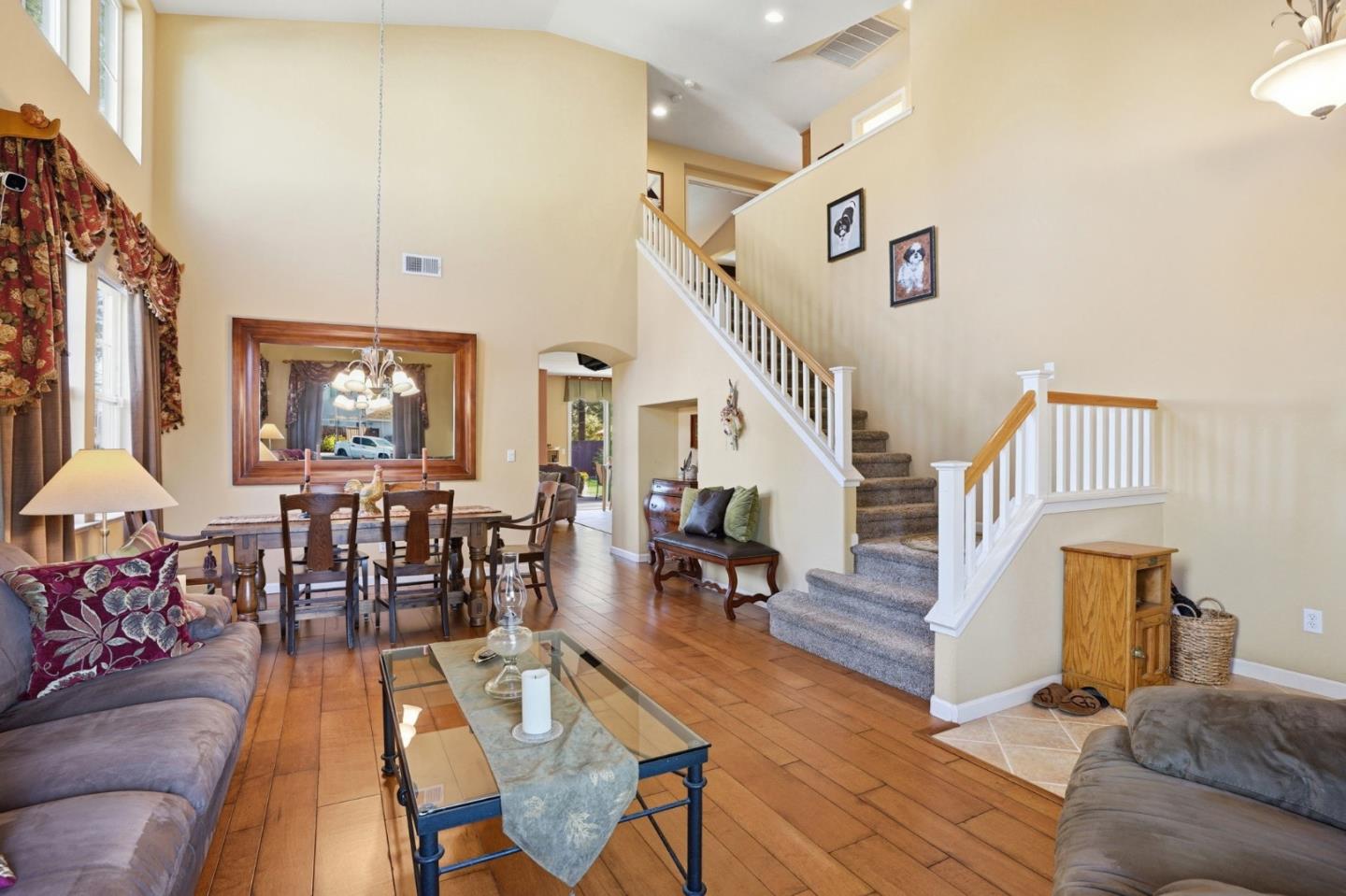 Detail Gallery Image 6 of 63 For 881 Tulare Dr, Tracy,  CA 95304 - 4 Beds | 2/1 Baths