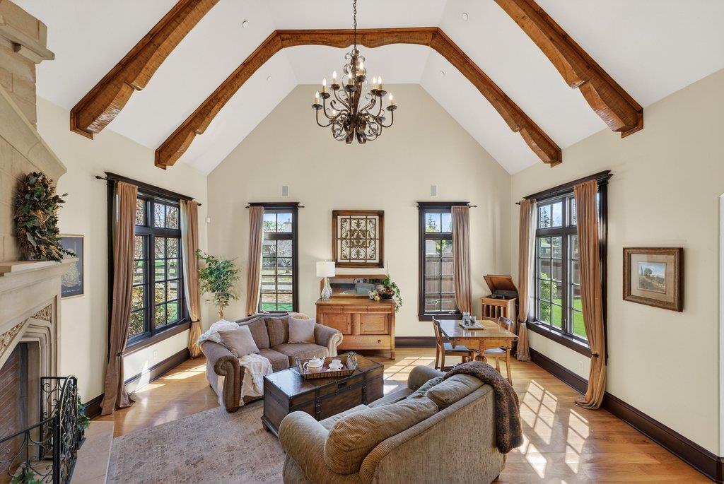 Detail Gallery Image 12 of 76 For 12575 Foothill Ave, San Martin,  CA 95046 - 5 Beds | 3/1 Baths