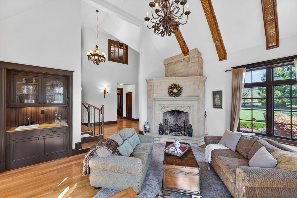 Detail Gallery Image 13 of 76 For 12575 Foothill Ave, San Martin,  CA 95046 - 5 Beds | 3/1 Baths