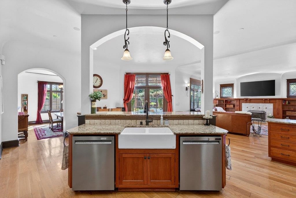 Detail Gallery Image 20 of 76 For 12575 Foothill Ave, San Martin,  CA 95046 - 5 Beds | 3/1 Baths