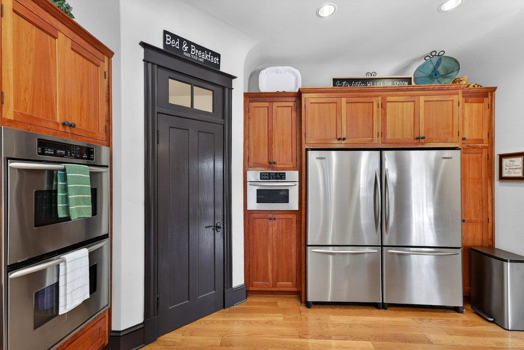 Detail Gallery Image 21 of 76 For 12575 Foothill Ave, San Martin,  CA 95046 - 5 Beds | 3/1 Baths