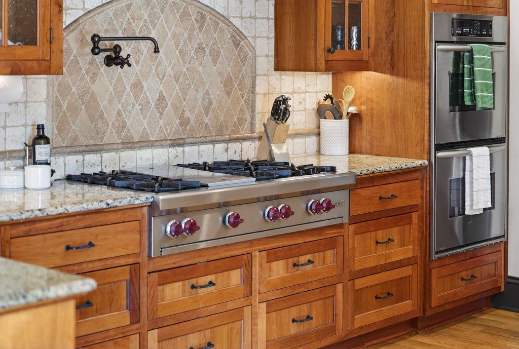 Detail Gallery Image 23 of 76 For 12575 Foothill Ave, San Martin,  CA 95046 - 5 Beds | 3/1 Baths