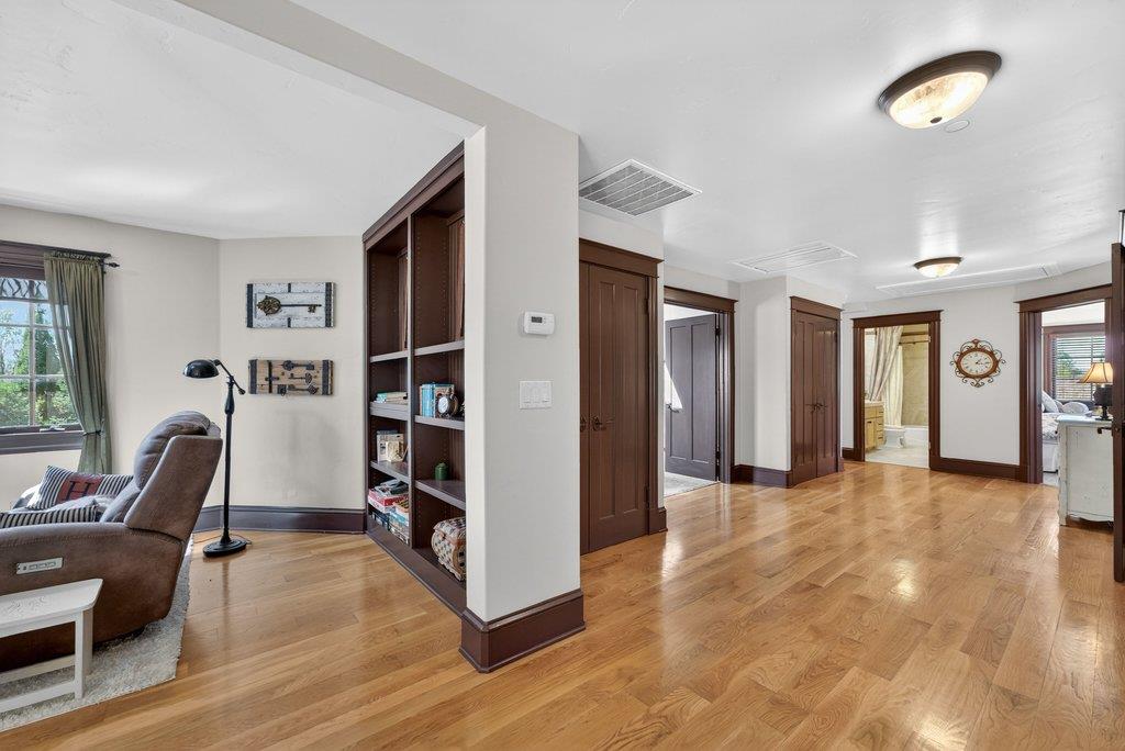 Detail Gallery Image 34 of 76 For 12575 Foothill Ave, San Martin,  CA 95046 - 5 Beds | 3/1 Baths