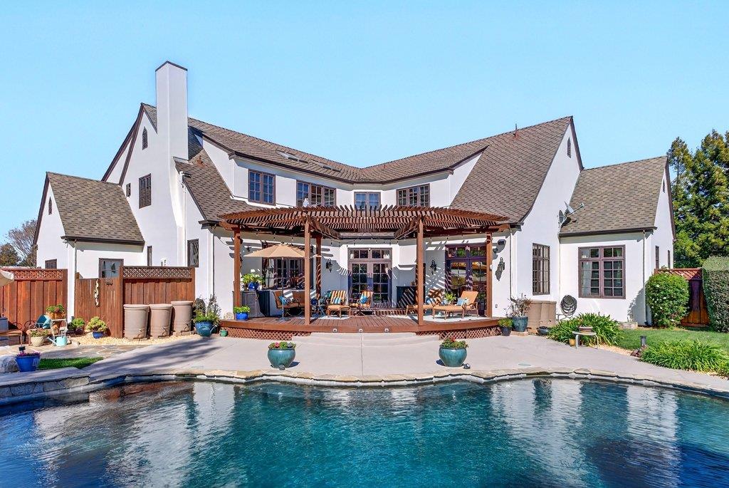 Detail Gallery Image 43 of 76 For 12575 Foothill Ave, San Martin,  CA 95046 - 5 Beds | 3/1 Baths