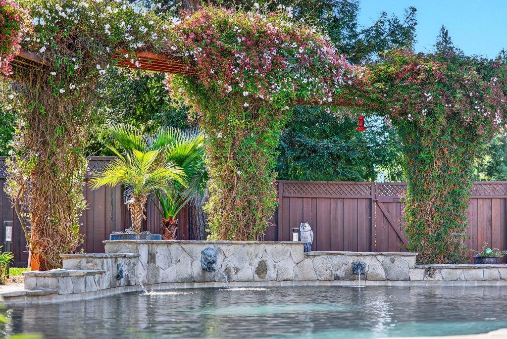 Detail Gallery Image 45 of 76 For 12575 Foothill Ave, San Martin,  CA 95046 - 5 Beds | 3/1 Baths