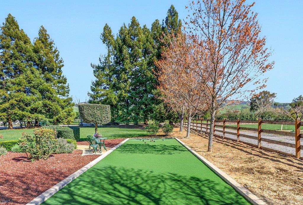 Detail Gallery Image 59 of 76 For 12575 Foothill Ave, San Martin,  CA 95046 - 5 Beds | 3/1 Baths